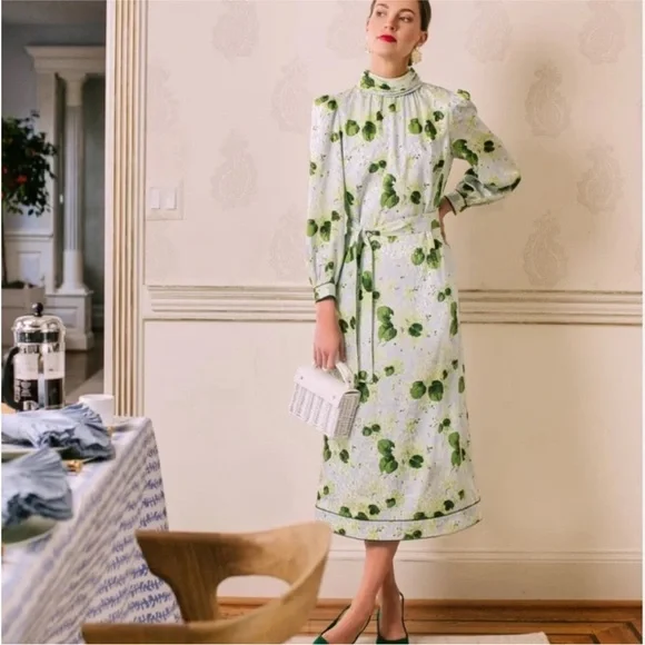 Tuckernuck Hydrangea Blooms Faven Dress - Picture 2 of 2